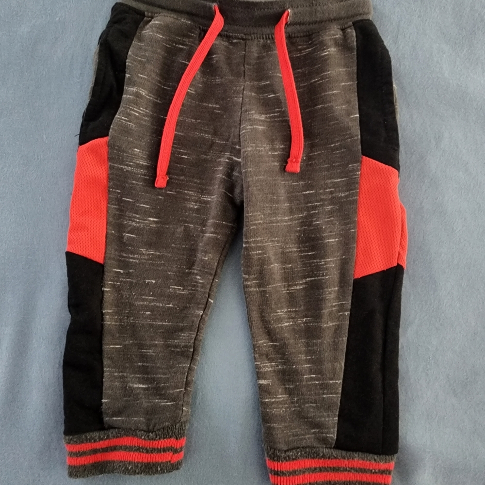 Matching Set - Picture 2 of 3